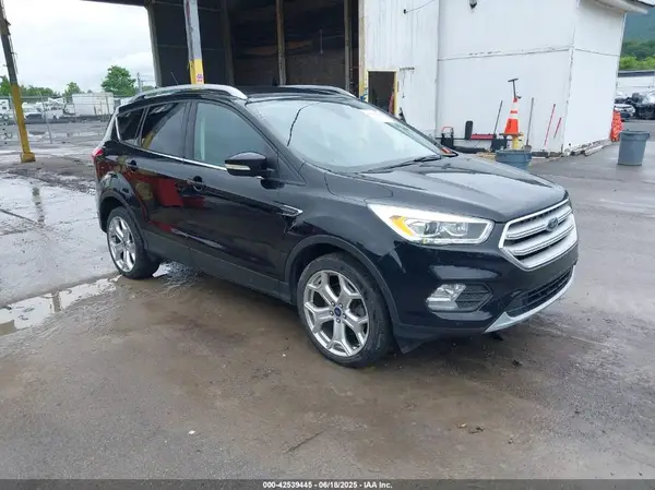 1FMCU9J95KUA09190 2019 FORD ESCAPE - Image 1