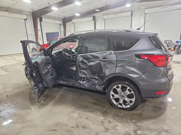 1FMCU9J95KUA42769 2019 FORD ESCAPE - Image 2