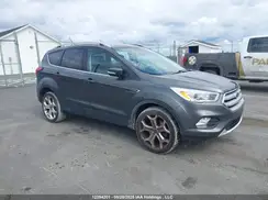 1FMCU9J95KUB35596 2019 FORD ESCAPE