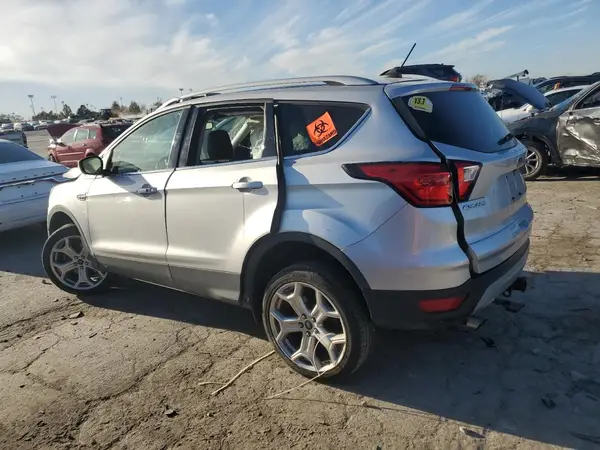 1FMCU9J95KUB72325 2019 FORD ESCAPE - Image 2