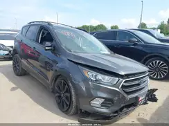 1FMCU9J95KUB89240 2019 FORD ESCAPE