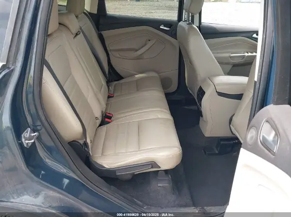 1FMCU9J95KUC05369 2019 FORD ESCAPE - Image 8