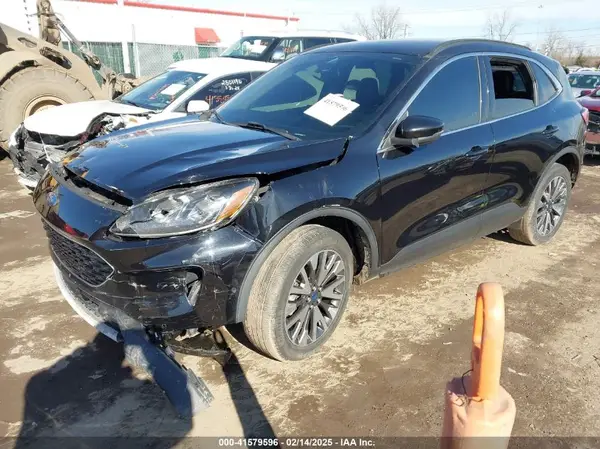 1FMCU9J95LUB16578 2020 FORD ESCAPE - Image 2