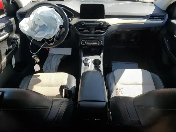 1FMCU9J95MUA62331 2021 FORD ESCAPE - Image 8