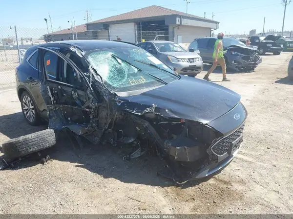 1FMCU9J95MUA77427 2021 FORD ESCAPE - Image 1