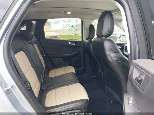 1FMCU9J95NUA87666 2022 FORD ESCAPE - Image 8