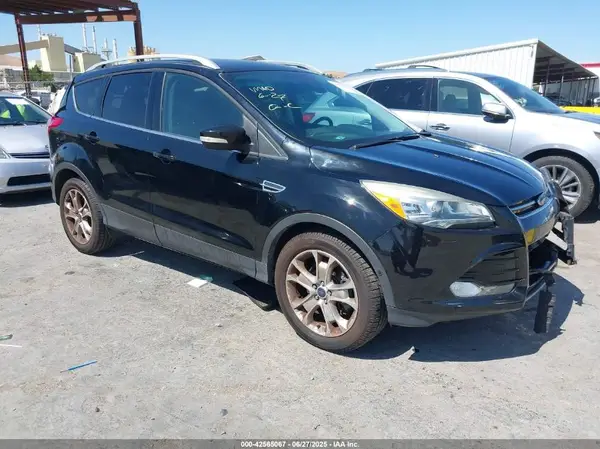 1FMCU9J96GUA08136 2016 FORD ESCAPE - Image 1