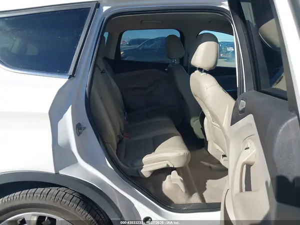 1FMCU9J96GUA66750 2016 FORD ESCAPE - Image 8