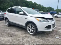 1FMCU9J96GUA92152 2016 FORD ESCAPE