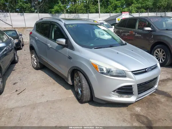 1FMCU9J96GUB05210 2016 FORD ESCAPE - Image 1