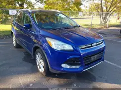 1FMCU9J96GUB28552 2016 FORD ESCAPE