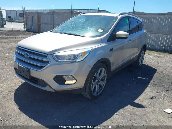 1FMCU9J96HUA05741 2017 FORD ESCAPE - Image 2