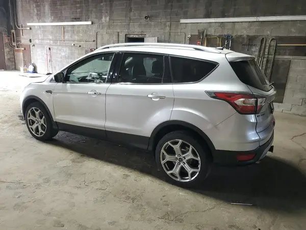 1FMCU9J96HUA33300 2017 FORD ESCAPE - Image 2