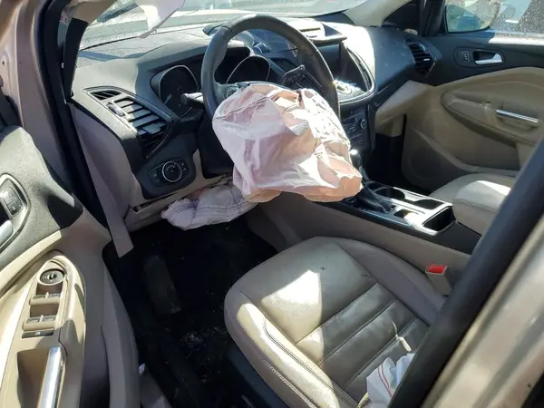 1FMCU9J96HUA36925 2017 FORD ESCAPE - Image 8
