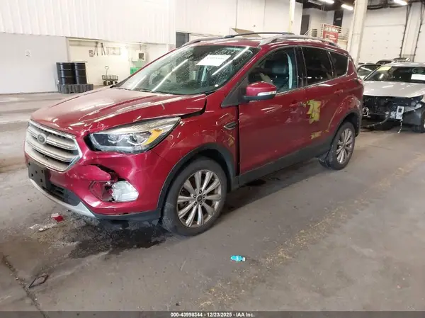 1FMCU9J96HUA51098 2017 FORD ESCAPE - Image 2