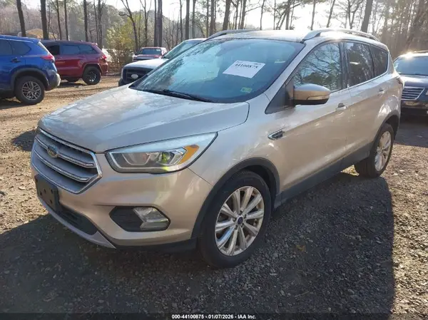 1FMCU9J96HUB91281 2017 FORD ESCAPE - Image 2
