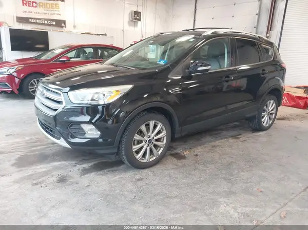 1FMCU9J96HUB94360 2017 FORD ESCAPE - Image 2