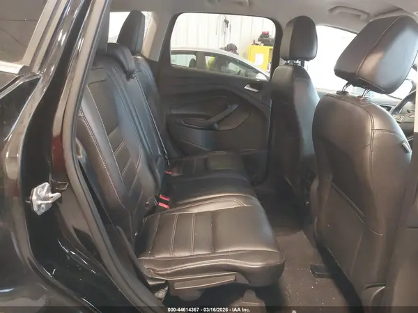1FMCU9J96HUB94360 2017 FORD ESCAPE - Image 8