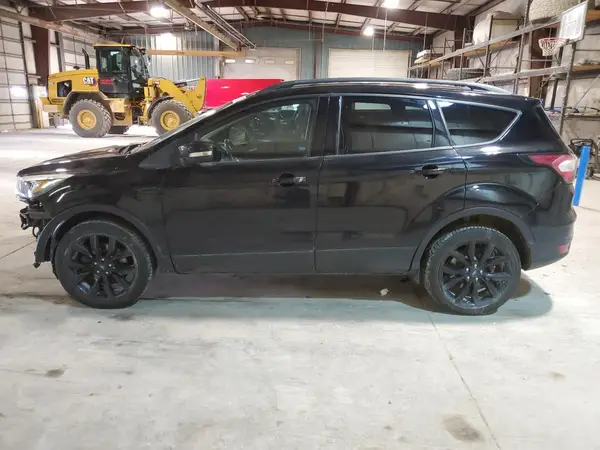 1FMCU9J96HUC13585 2017 FORD ESCAPE - Image 2