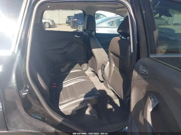 1FMCU9J96HUC94393 2017 FORD ESCAPE - Image 8