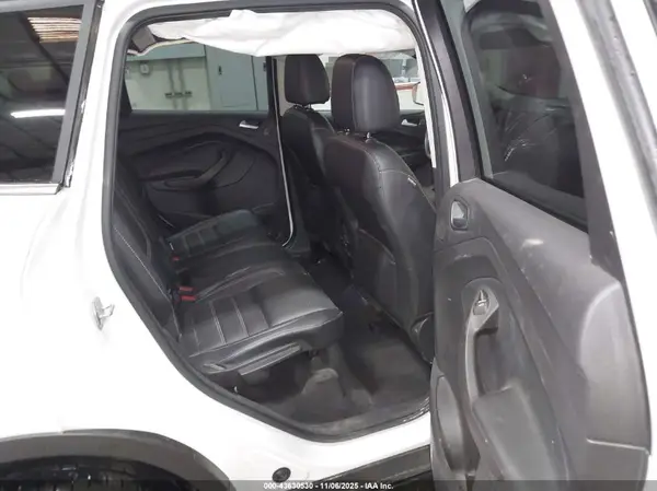 1FMCU9J96HUD41633 2017 FORD ESCAPE - Image 8