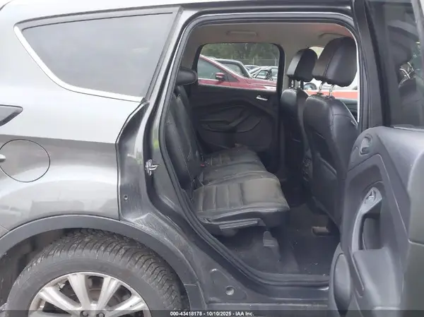 1FMCU9J96HUD44080 2017 FORD ESCAPE - Image 8