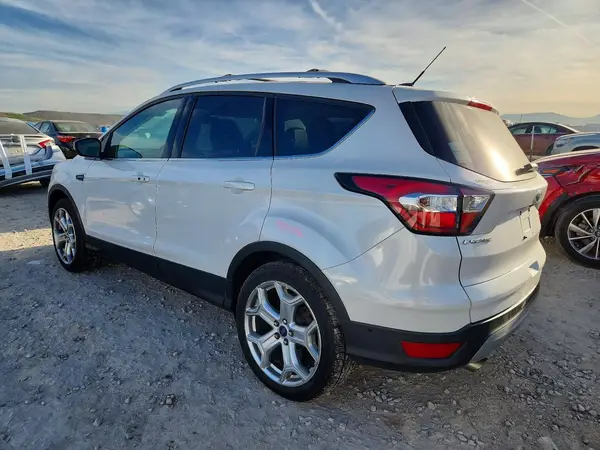 1FMCU9J96HUE07999 2017 FORD ESCAPE - Image 2