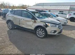 1FMCU9J96HUE17903 2017 FORD ESCAPE