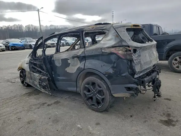 1FMCU9J96HUE22003 2017 FORD ESCAPE - Image 2