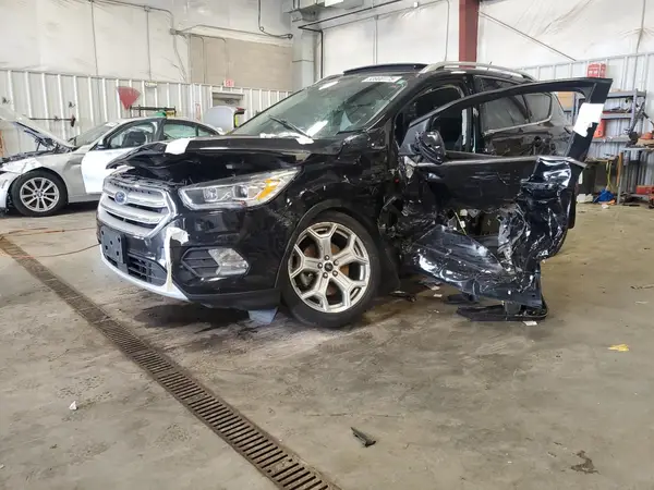 1FMCU9J96JUA18222 2018 FORD ESCAPE - Image 1