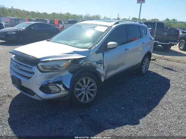 1FMCU9J96JUA33500 2018 FORD ESCAPE - Image 2