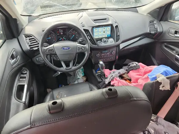 1FMCU9J96JUC15827 2018 FORD ESCAPE - Image 8