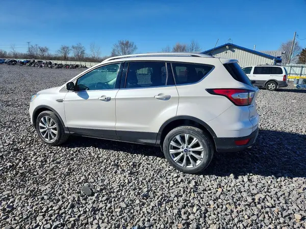 1FMCU9J96JUC21286 2018 FORD ESCAPE - Image 2