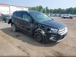 1FMCU9J96JUC99065 2018 FORD ESCAPE