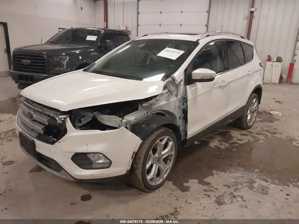 1FMCU9J96JUD05592 2018 FORD ESCAPE - Image 2