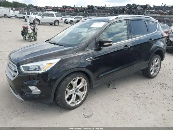 1FMCU9J96KUA29660 2019 FORD ESCAPE - Image 2