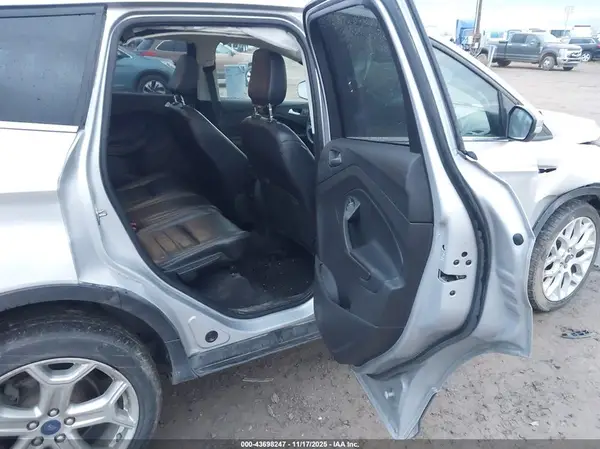 1FMCU9J96KUB63794 2019 FORD ESCAPE - Image 8