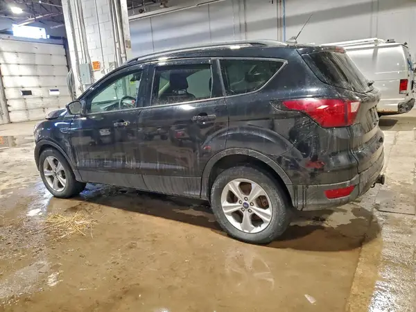 1FMCU9J96KUB71734 2019 FORD ESCAPE - Image 2
