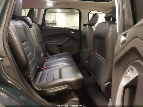 1FMCU9J96KUB77260 2019 FORD ESCAPE - Image 8
