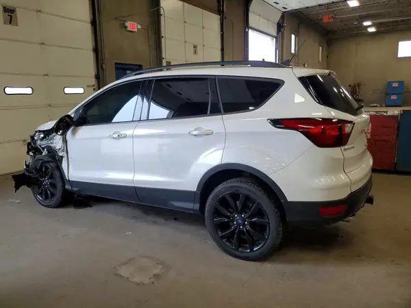 1FMCU9J96KUC13206 2019 FORD ESCAPE - Image 2