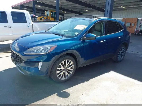 1FMCU9J96LUA36092 2020 FORD ESCAPE - Image 2