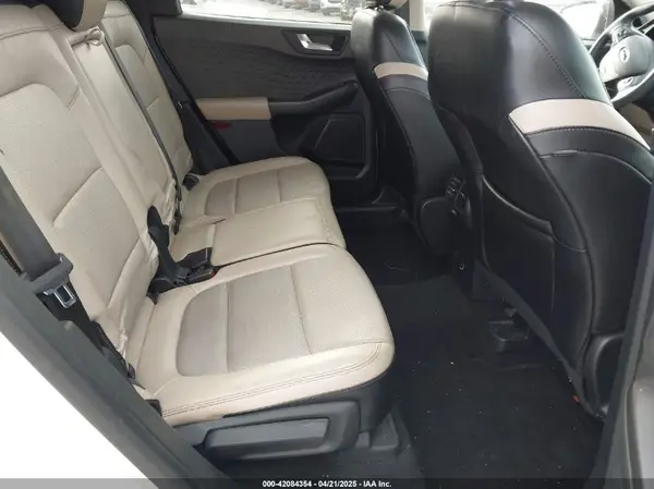 1FMCU9J96LUB15584 2020 FORD ESCAPE - Image 8