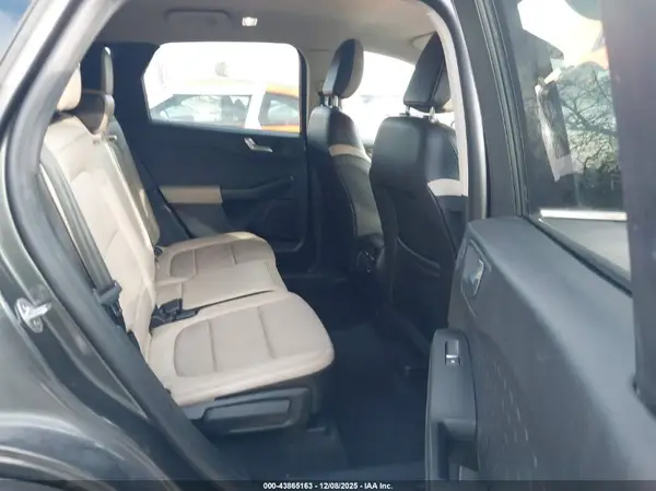 1FMCU9J96LUB16234 2020 FORD ESCAPE - Image 8