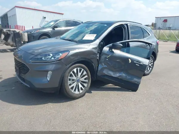 1FMCU9J96NUB97013 2022 FORD ESCAPE - Image 2