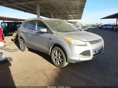 1FMCU9J97GUA26709 2016 FORD ESCAPE