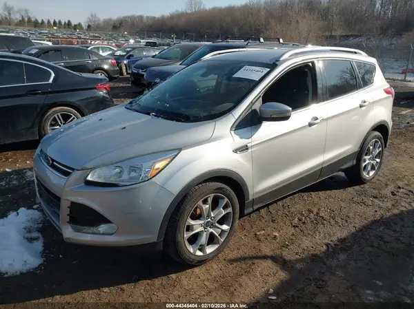 1FMCU9J97GUB20718 2016 FORD ESCAPE - Image 2