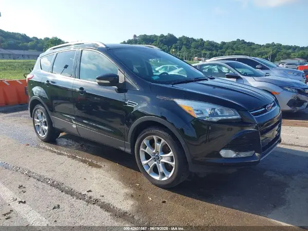 1FMCU9J97GUC21242 2016 FORD ESCAPE - Image 1