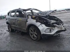 1FMCU9J97HUA05019 2017 FORD ESCAPE