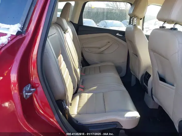 1FMCU9J97HUA18238 2017 FORD ESCAPE - Image 8