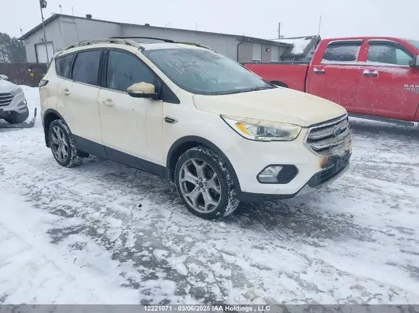 1FMCU9J97HUA26517 2017 FORD ESCAPE - Image 1